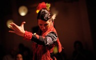 Sumérgete en el alma del sur: ¡Experimenta el Flamenco en una Cueva de Sacromonte!